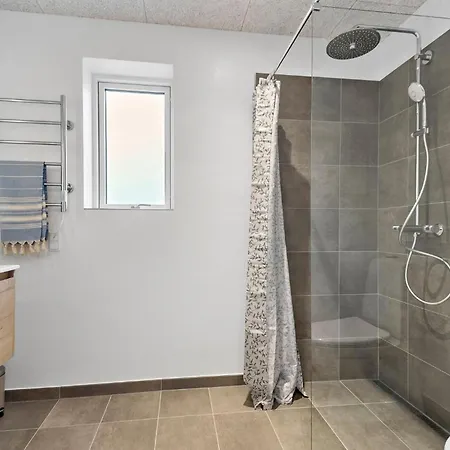 Pet Friendly In With Sauna *