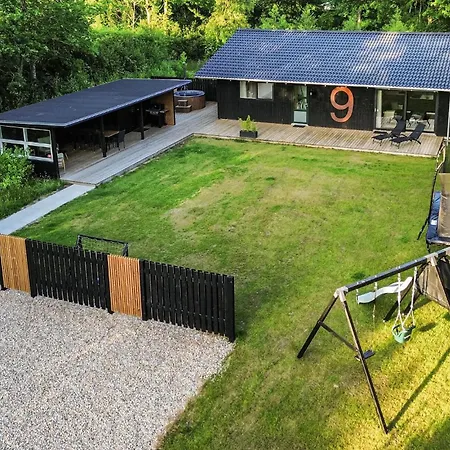 Pet Friendly In With Sauna Oksbøl